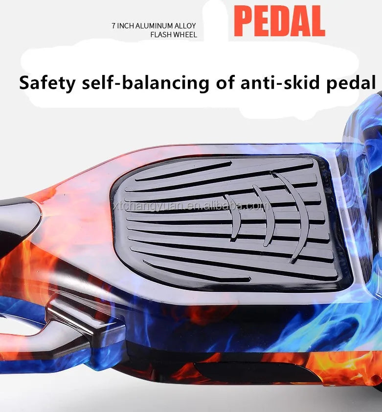 New Fashionable 200W Electric Scooter 2 Wheels Self Balancing Electric Scooter Kids Balance Car With LED Lights