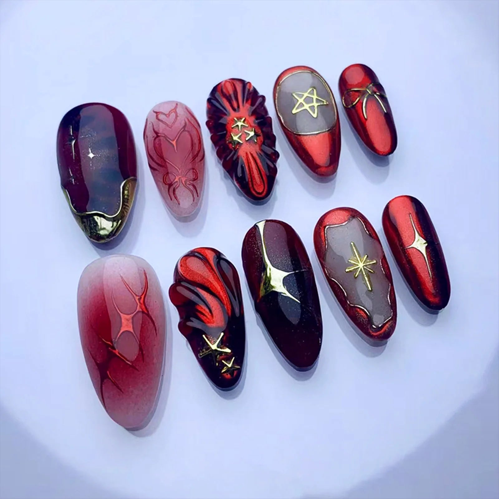 24pcs Deep Red Simple French Fake Nails Baroque Starry Ins Press on Nails For Women Wearable Detahcble Short Almond Fake Nails