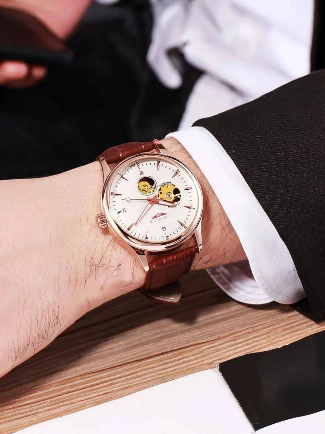 Watch Elegant Style Waterproof Mens Watch Men Gift