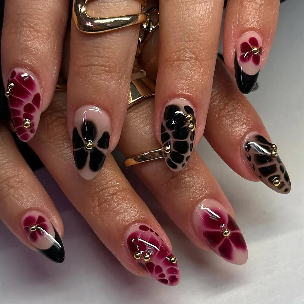 24pcs Deep Red Simple French Fake Nails Baroque Starry Ins Press on Nails For Women Wearable Detahcble Short Almond Fake Nails